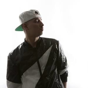 Meet your Posher, Tay